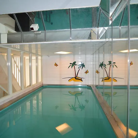In With Heated Pool, Cleaning Included *