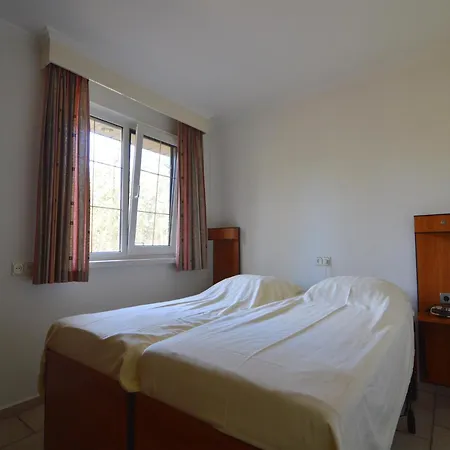 In With Heated Pool, Cleaning Included Nyaraló